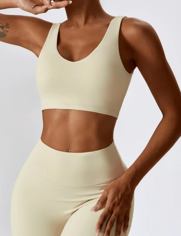 Leila beige top na bretele