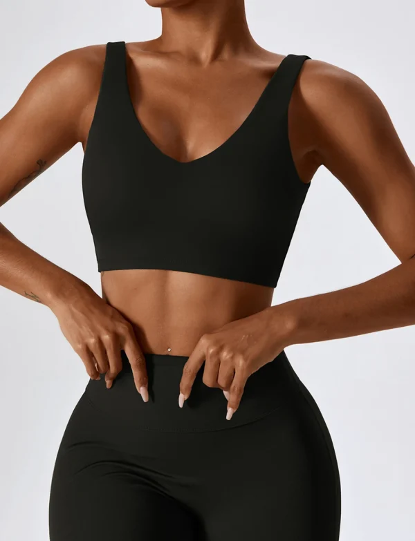 Leila black top na bretele