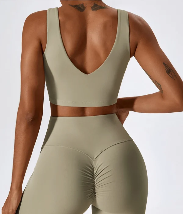 Leila dark beige top na bretele 1